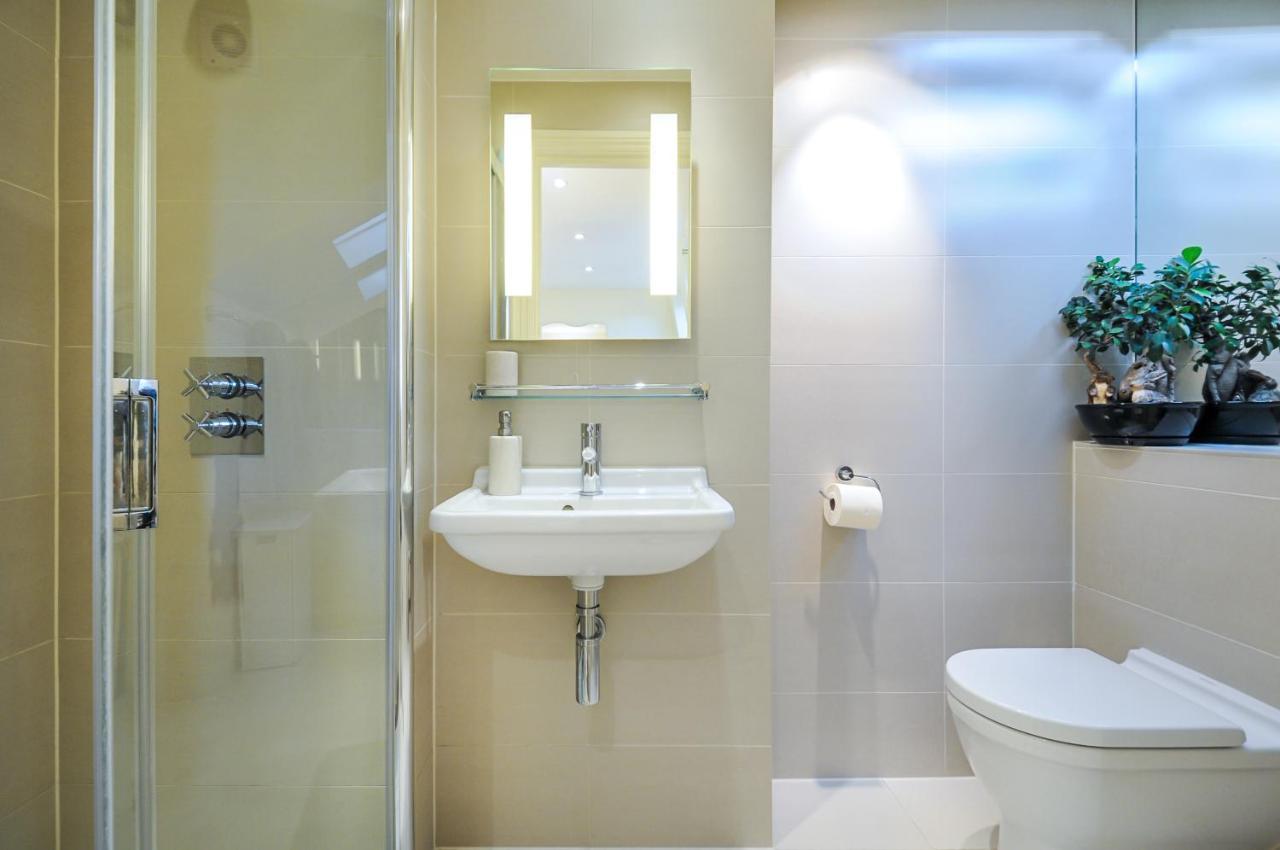 Georgiana'S Guesthouse London Bagian luar foto