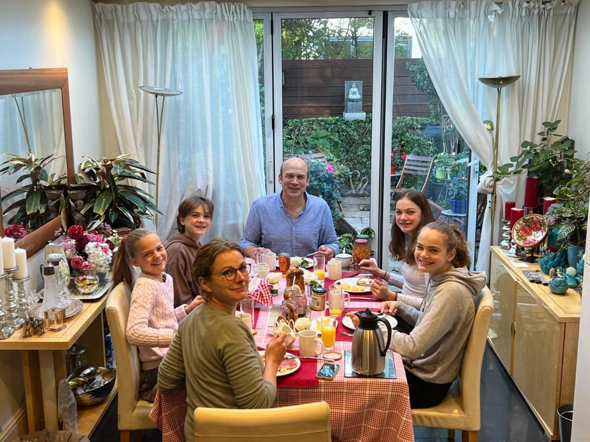 Georgiana'S Guesthouse London Bagian luar foto
