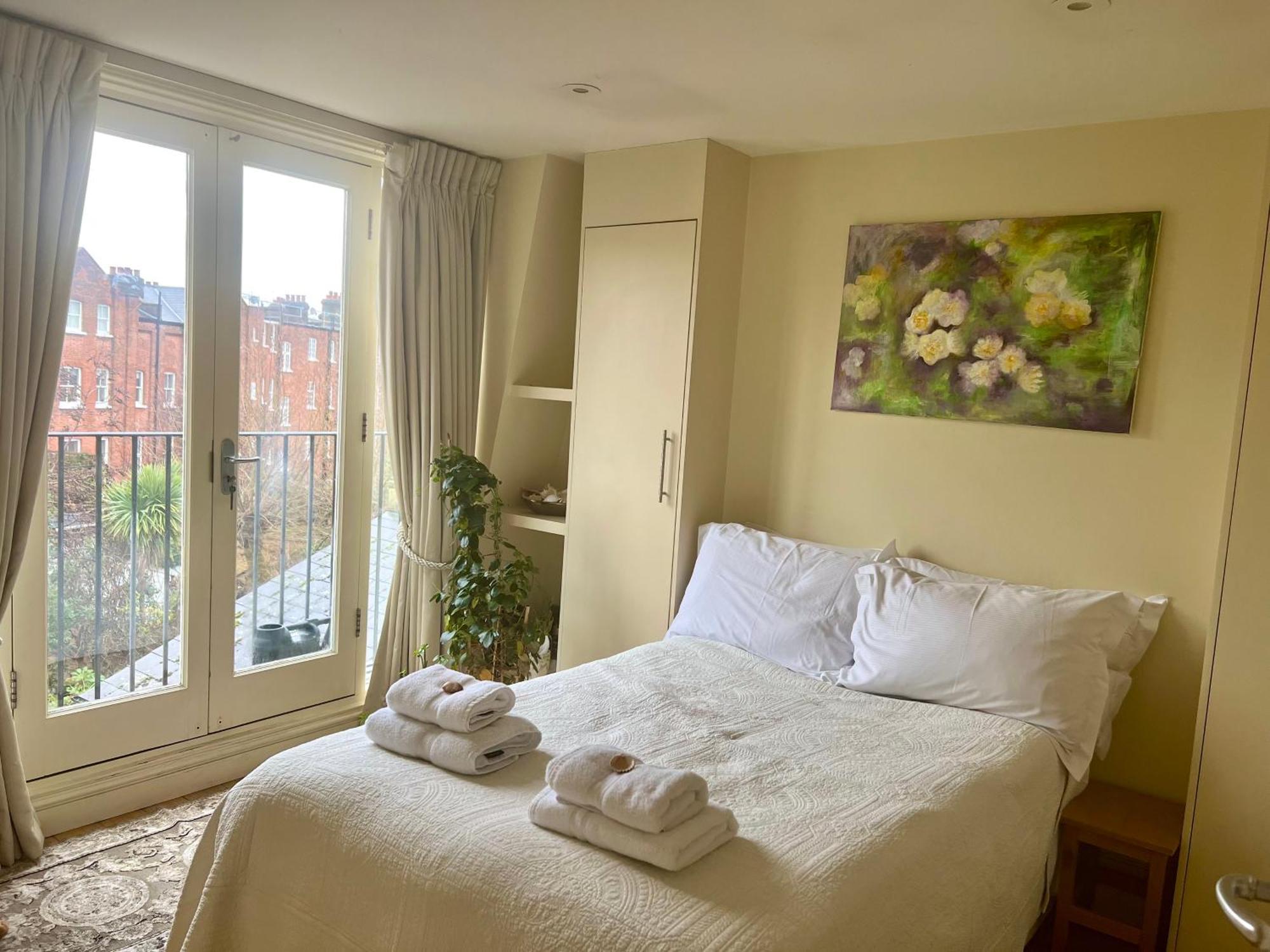 Georgiana'S Guesthouse London Bagian luar foto
